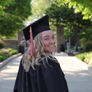 Meet your Posher, Alissa